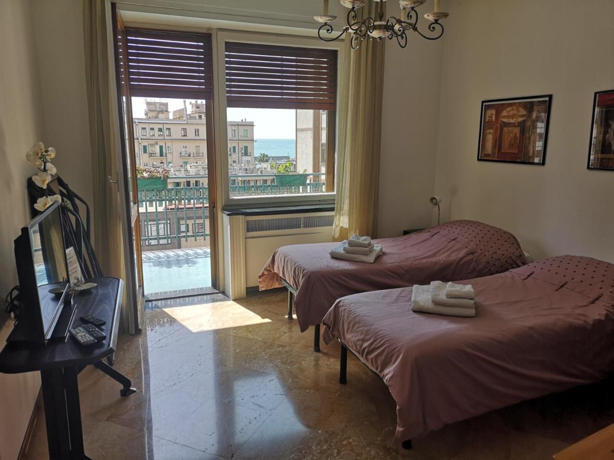 Casa Di Linda Appartement Salerno Buitenkant foto