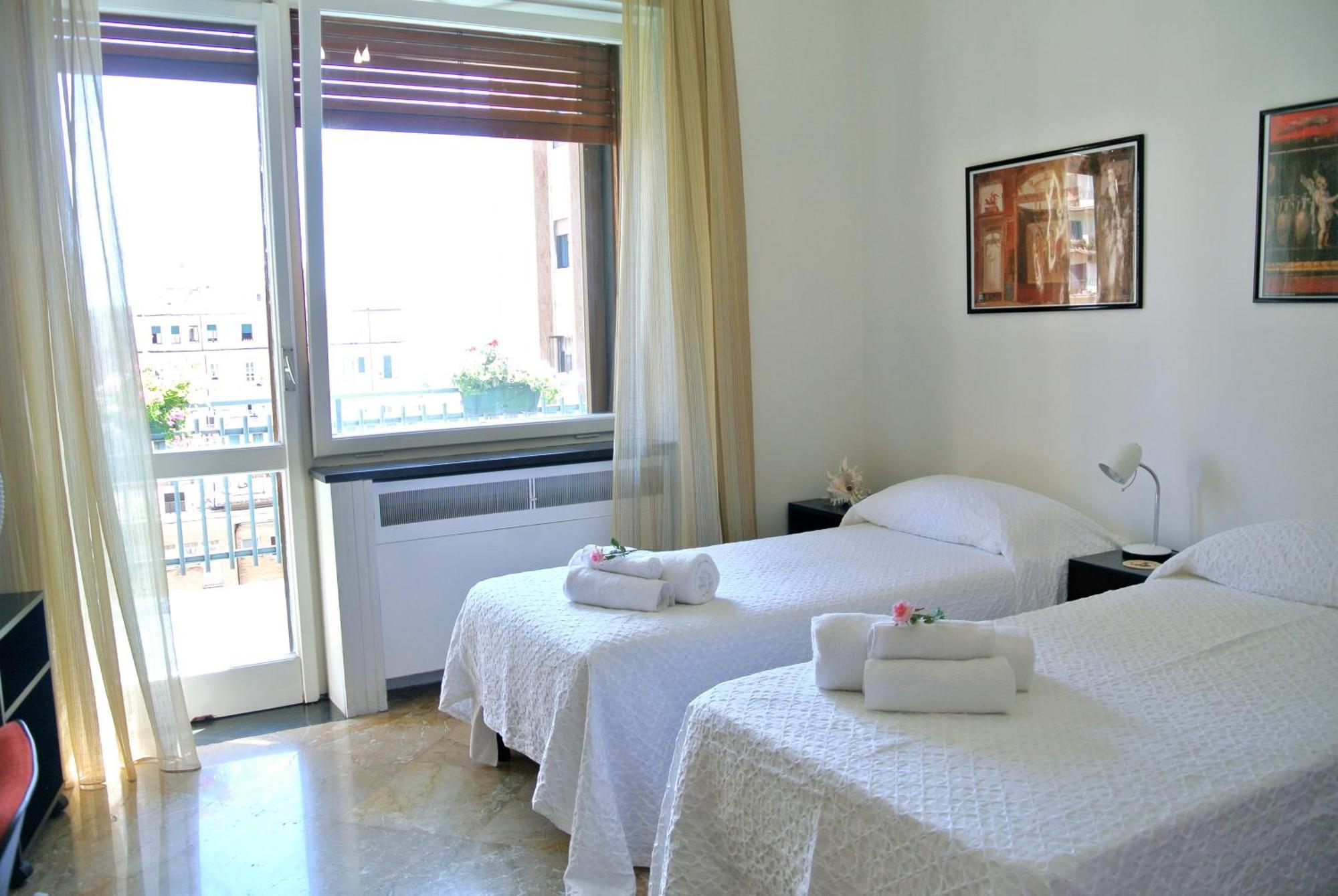 Casa Di Linda Appartement Salerno Buitenkant foto