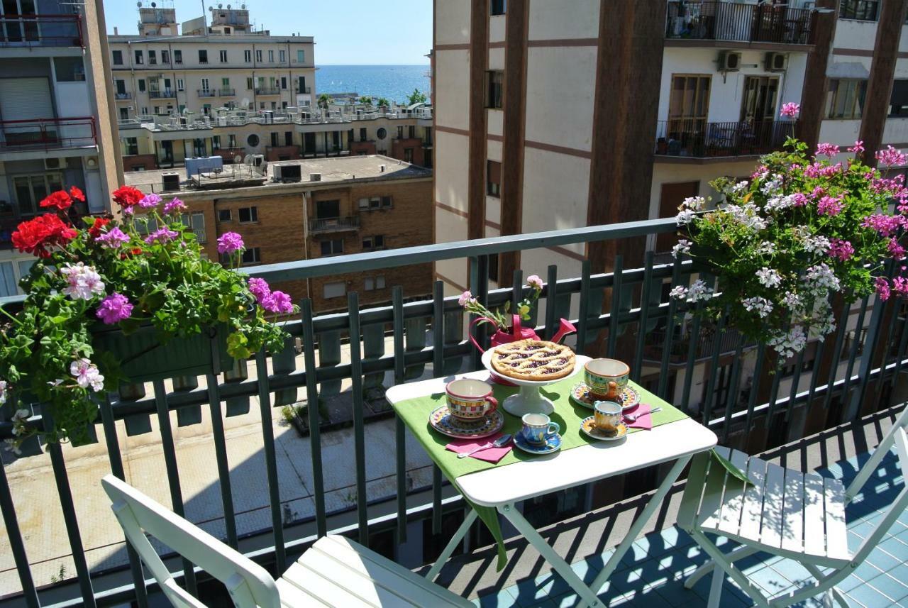 Casa Di Linda Appartement Salerno Buitenkant foto